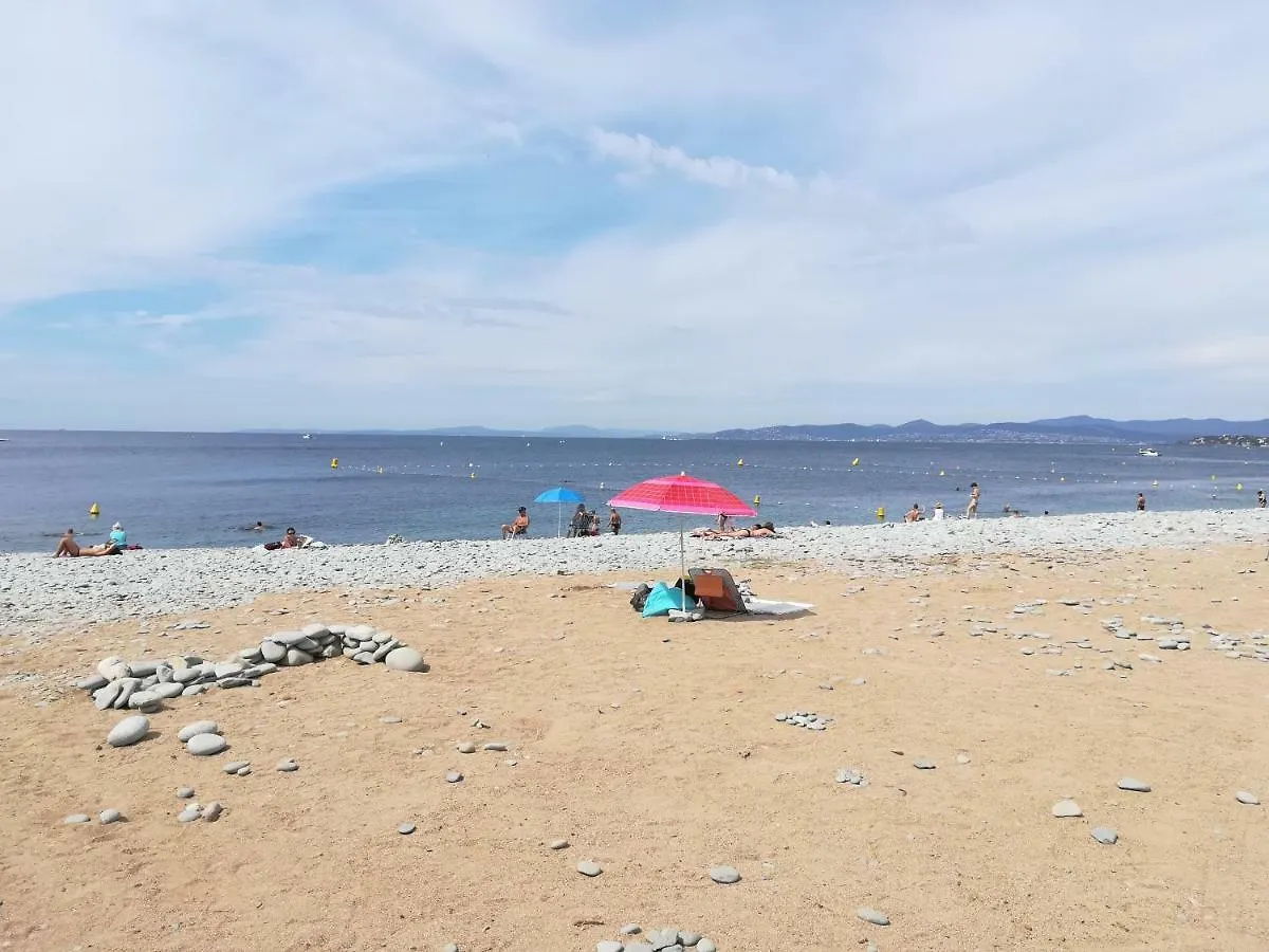 Cap Esterel Appartement Climatise Dans Le Centre Du Village Vacances Drammont 公寓